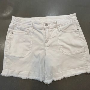 Tommy Bahama white cut off shorts Size 8